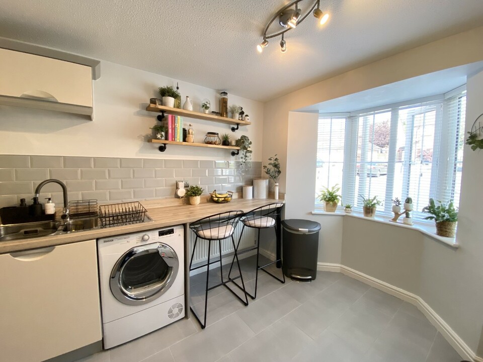 Denbeigh Court, Hirwaun, Aberdare, Mid Property Details